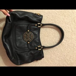 Tory Burch amanda hobo black classic tote